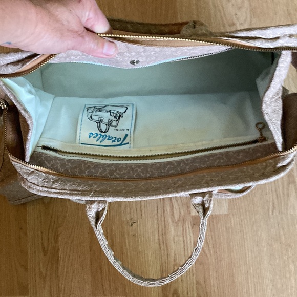 Totables by dura-tan cosmetic bag WOW - Picture 11 of 16